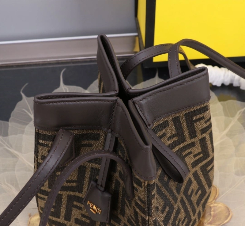 Fendi Shopping Bags 4370-0049