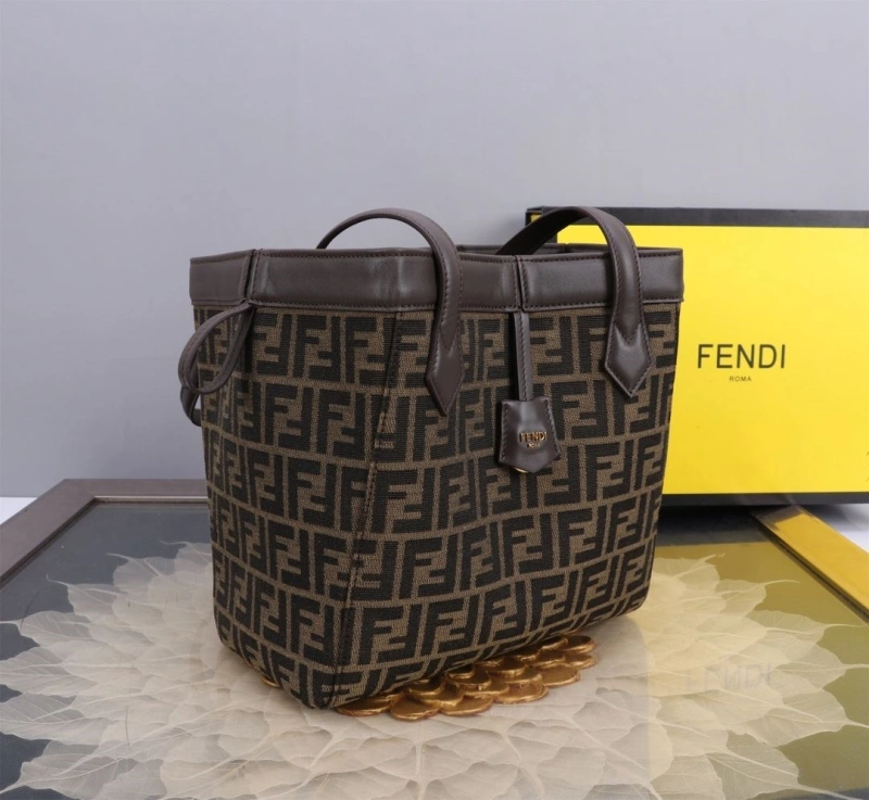 Fendi Shopping Bags 4370-0053