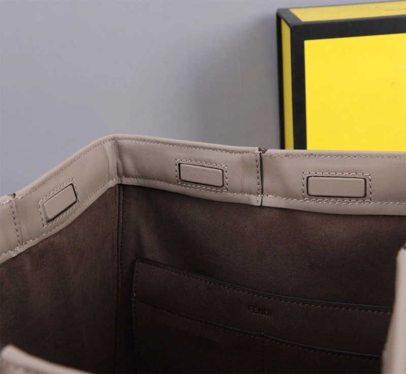 Fendi Shopping Bags 4370-0054