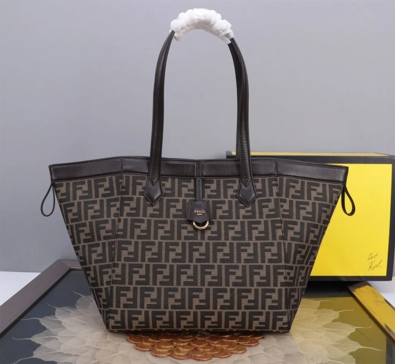 Fendi Shopping Bags 4370-0056