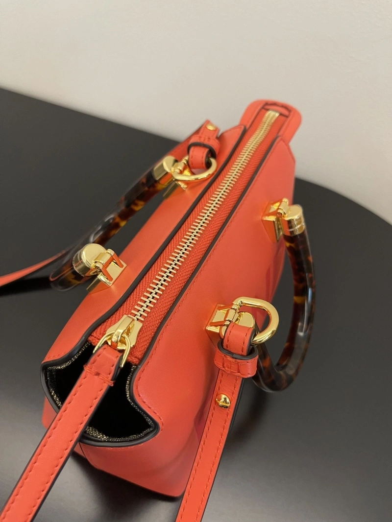 Fendi Top Handle Bags 4370-0077