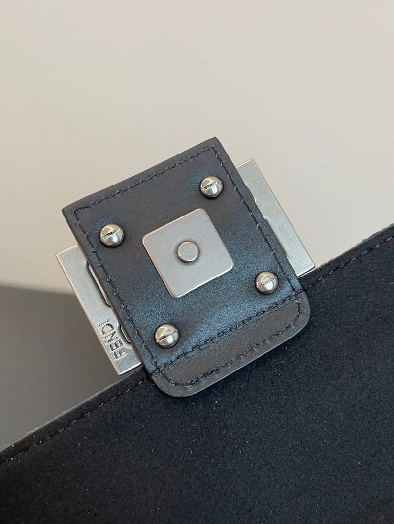 Fendi Satchel Bags 4370-0085