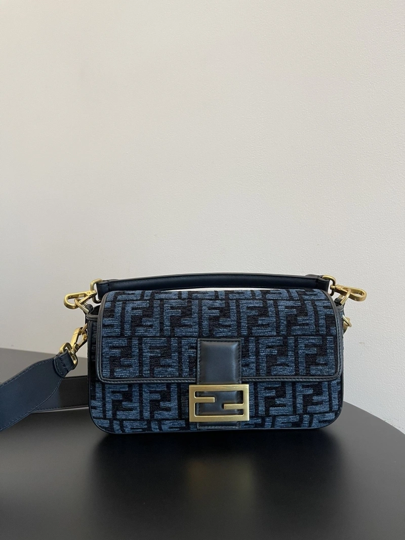 Fendi Satchel Bags 4370-0089