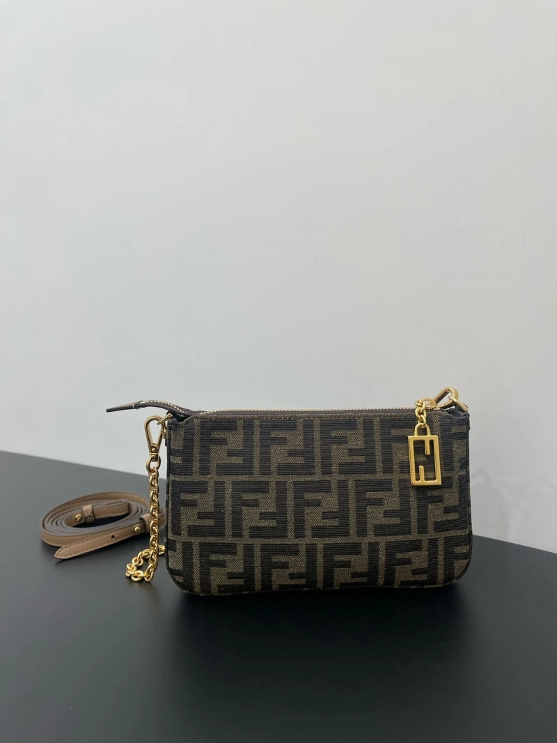 Fendi Satchel Bags 4370-0095