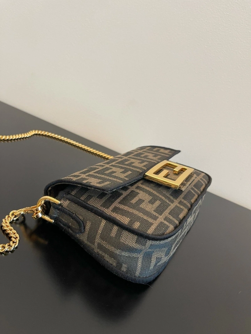 Fendi Baguette Bags 4370-0104