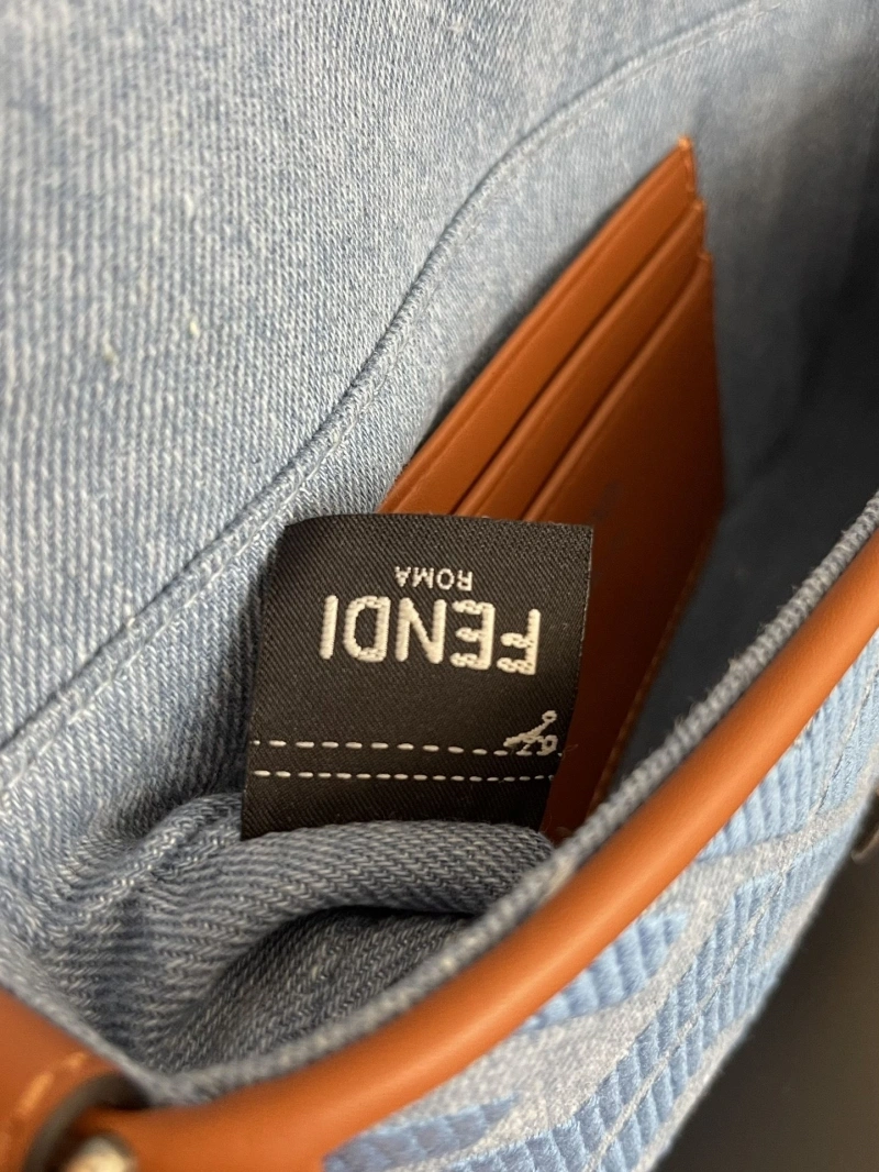 Fendi Baguette Bags 4370-0117