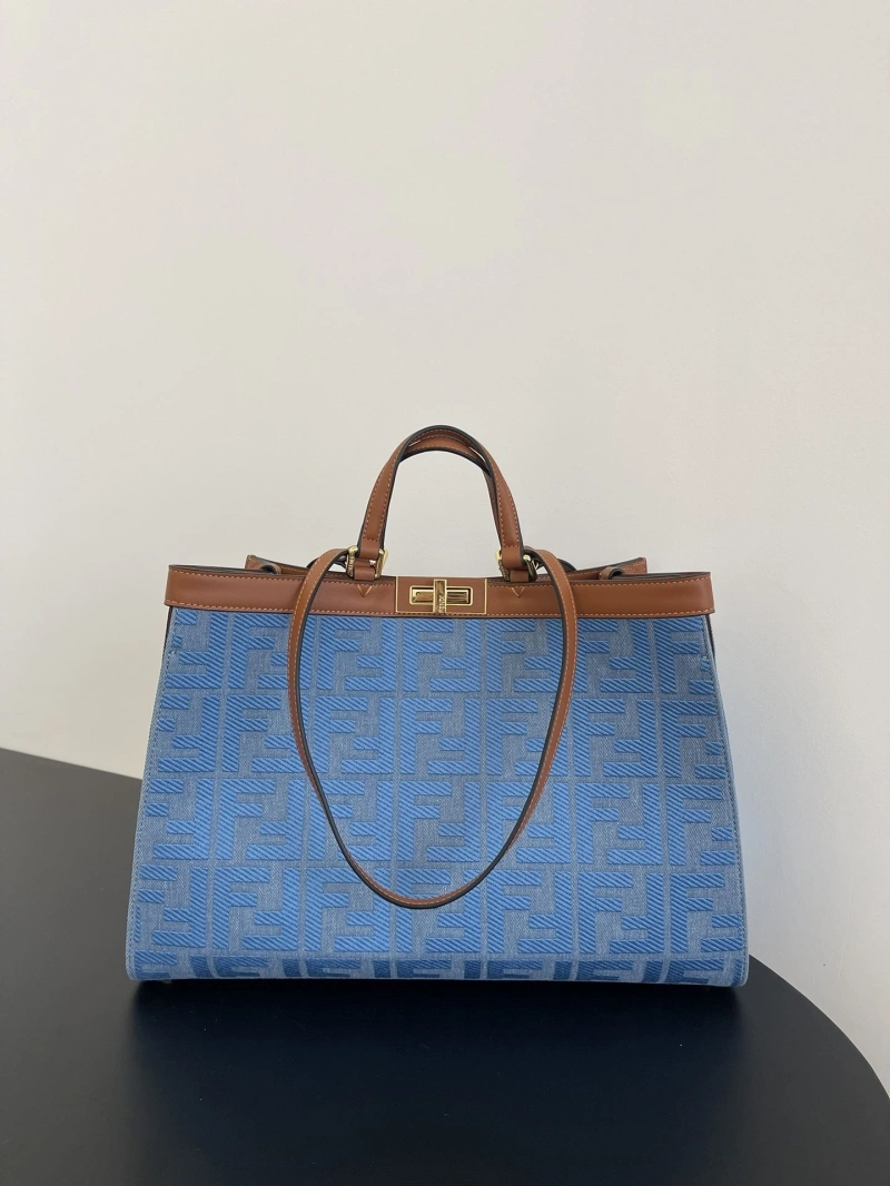 Fendi Shopping Bags 4370-0119