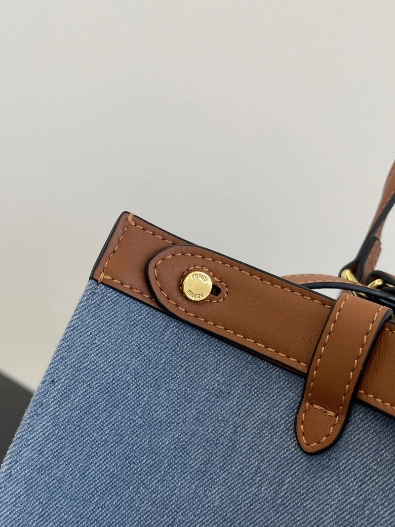 Fendi Shopping Bags 4370-0119