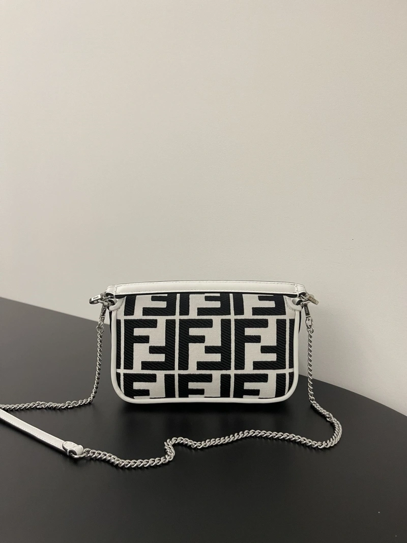 Fendi Baguette Bags 4370-0121