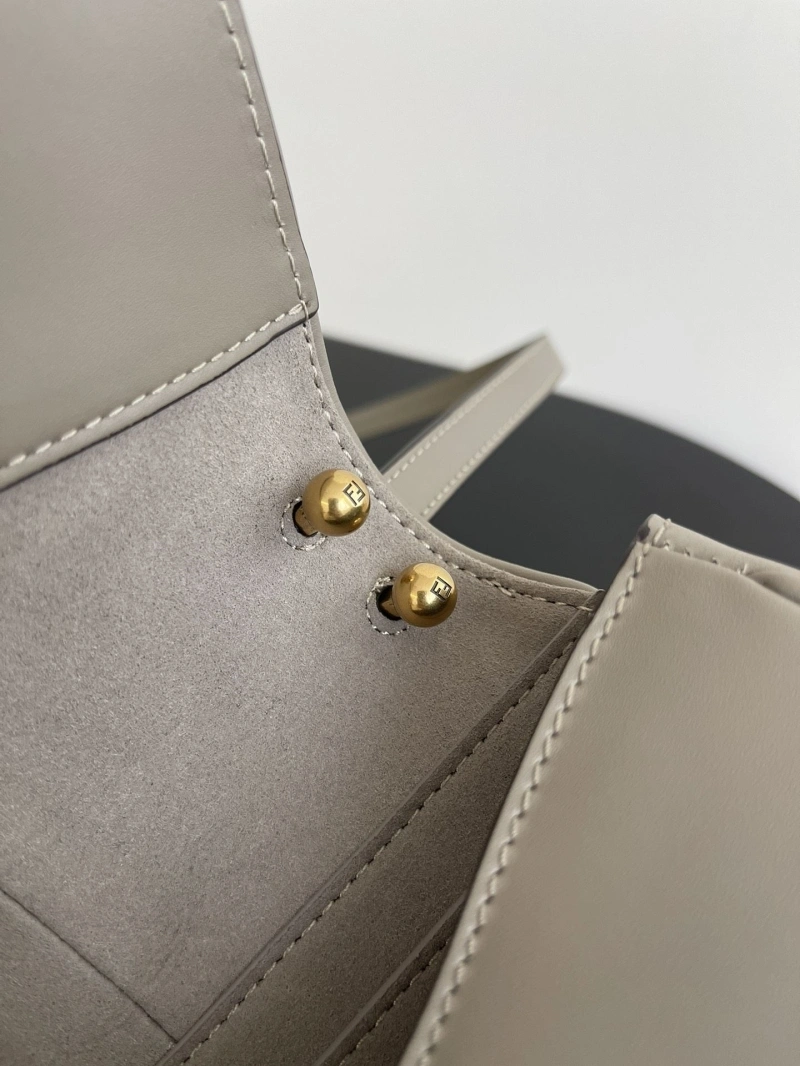 Fendi Satchel Bags 4370-0145