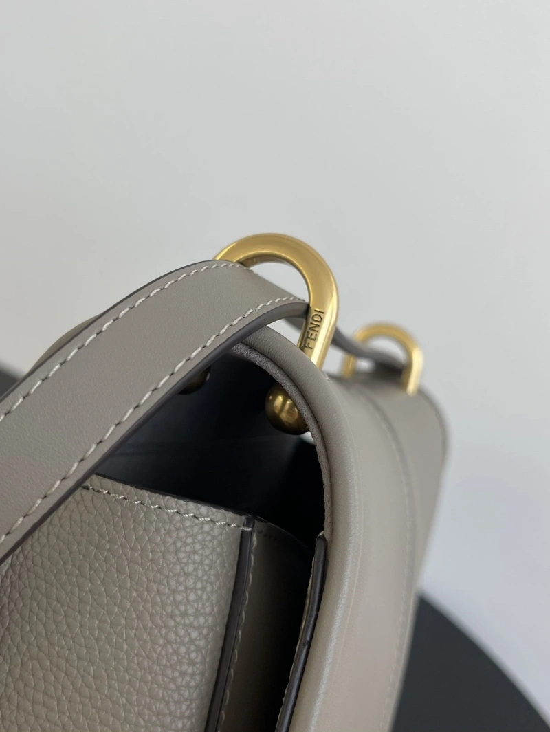 Fendi Satchel Bags 4370-0146