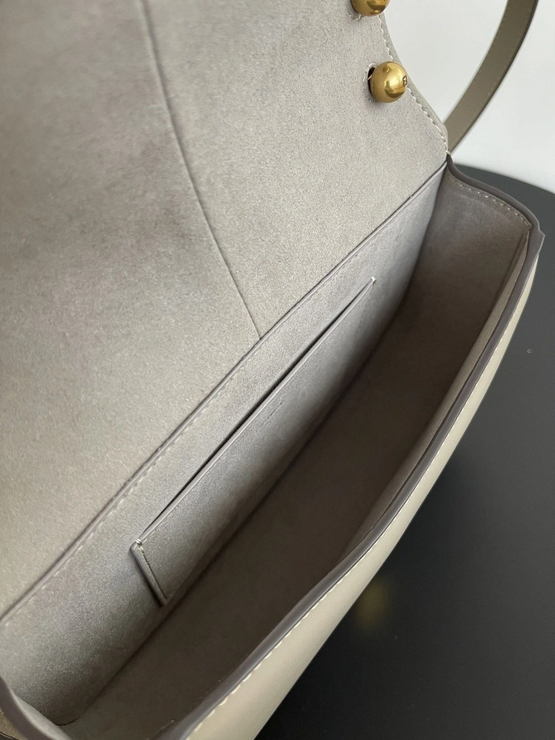 Fendi Satchel Bags 4370-0146