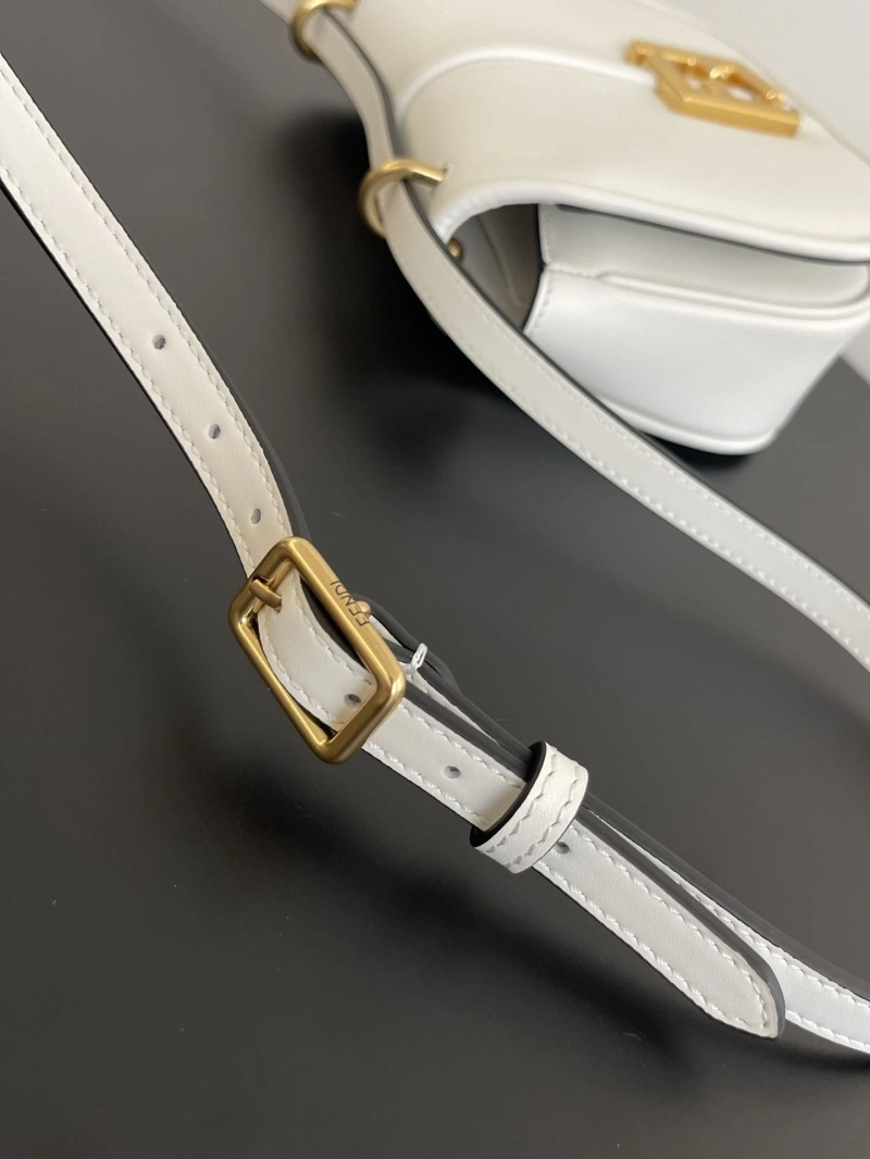 Fendi Satchel Bags 4370-0149