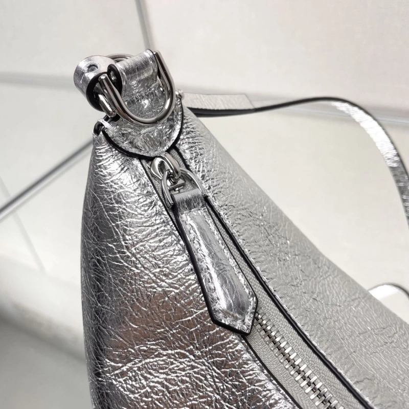 Fendi Satchel Bags 4370-0151