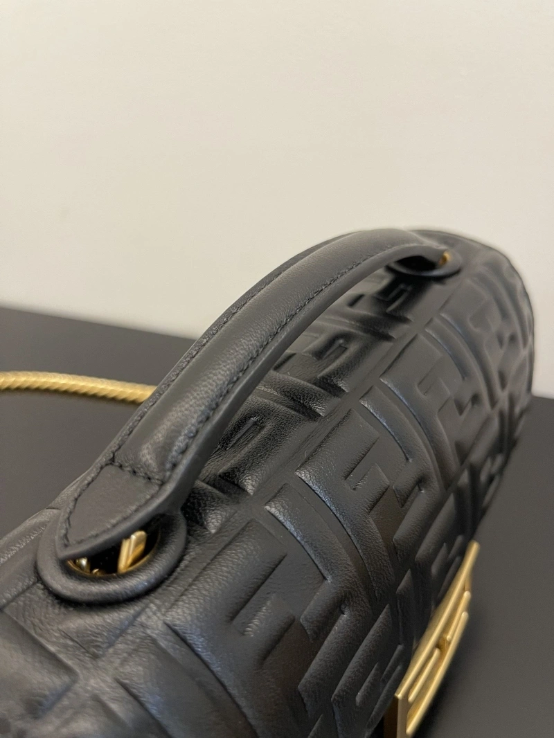 Fendi Baguette Bags 4370-0213