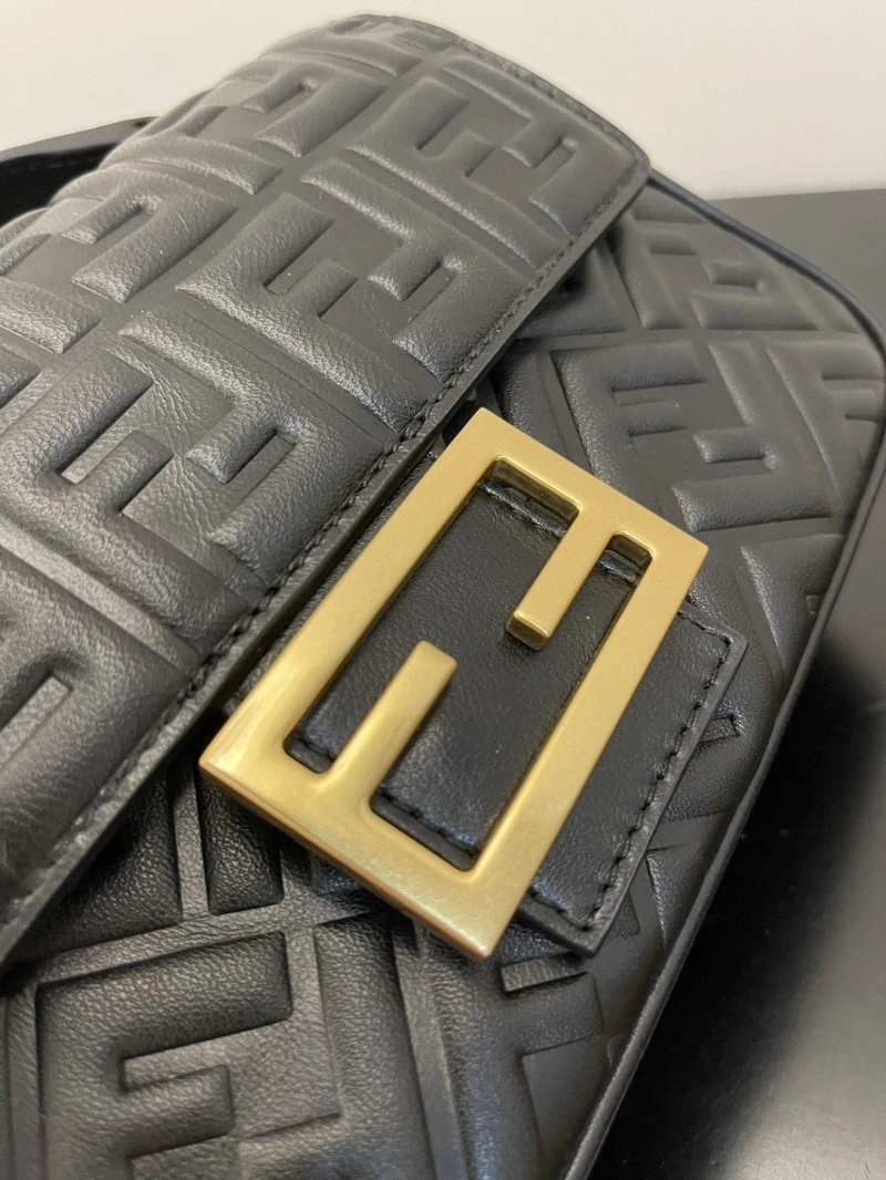 Fendi Baguette Bags 4370-0213