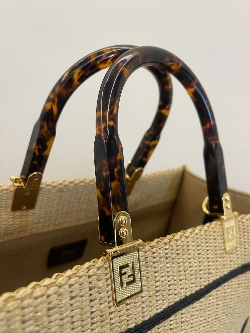 Fendi Shopping Bags 4370-0226