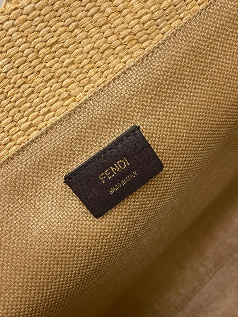 Fendi Shopping Bags 4370-0226