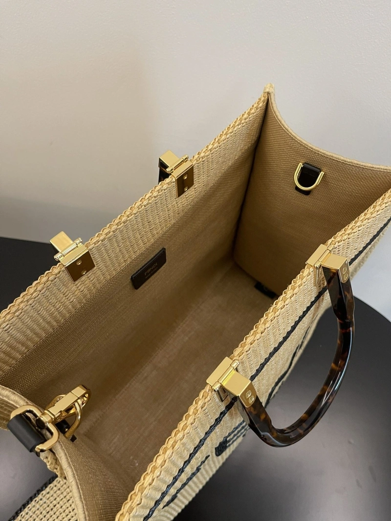 Fendi Shopping Bags 4370-0226