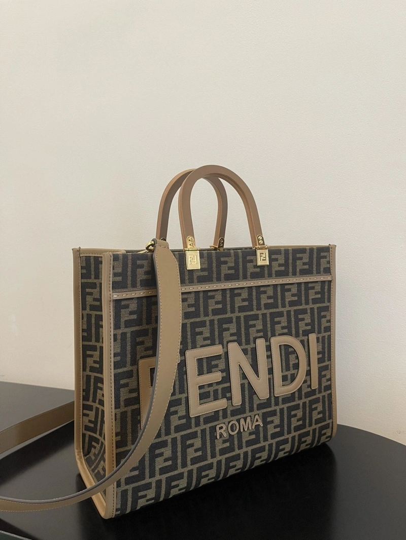 Fendi Shopping Bags 4370-0229