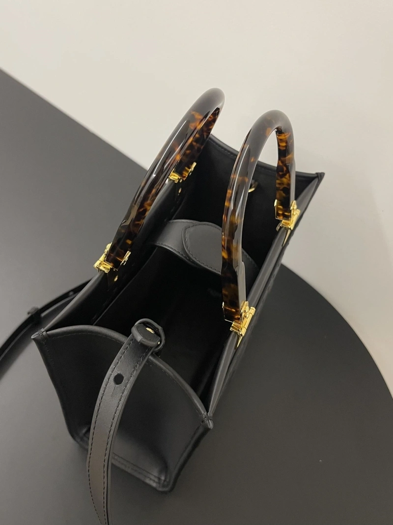 Fendi Shopping Bags 4370-0232