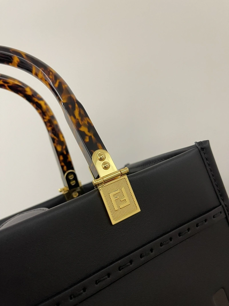 Fendi Shopping Bags 4370-0232