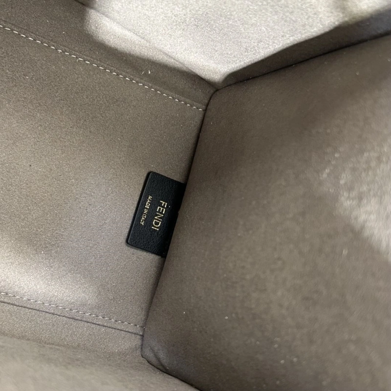 Fendi Shopping Bags 4370-0264