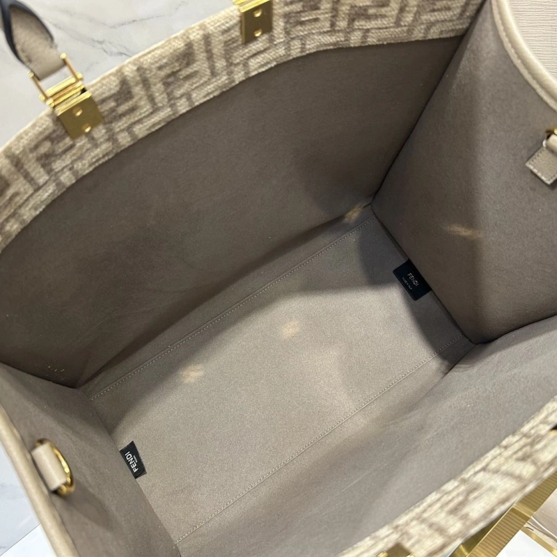 Fendi Shopping Bags 4370-0265