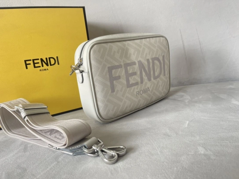 Fendi Clutch Bags 4370-0293
