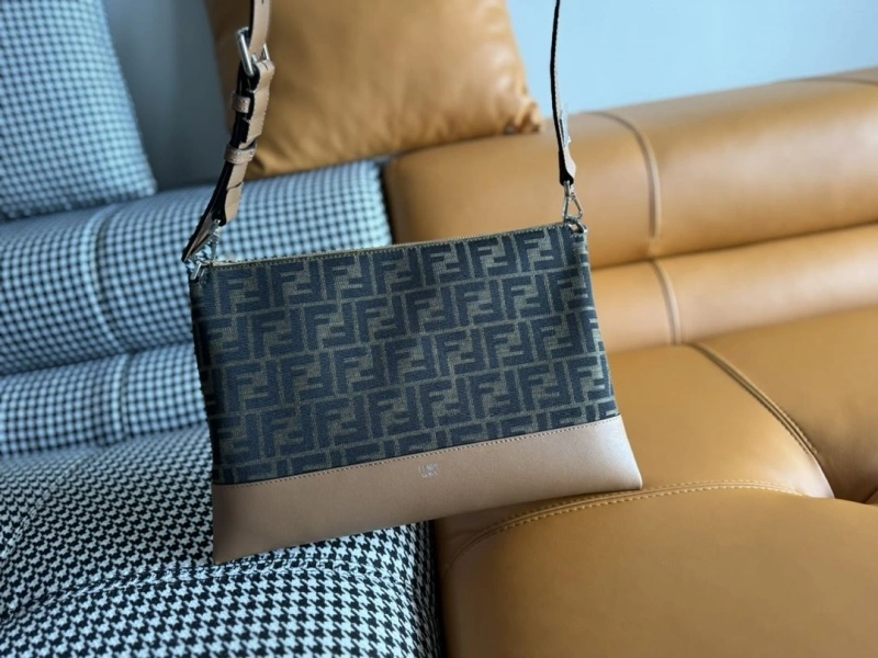 Fendi Satchel Bags 4370-0303