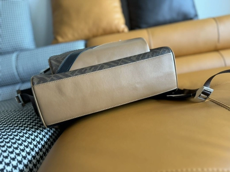 Fendi Backpacks 4370-0305