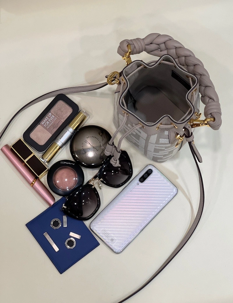 Fendi Bucket Bags 4370-0310