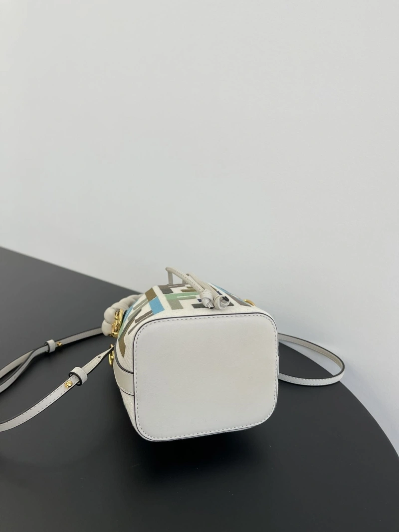 Fendi Bucket Bags 4370-0316