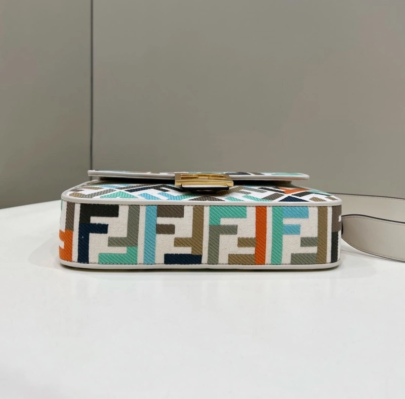 Fendi Satchel Bags 4370-0317