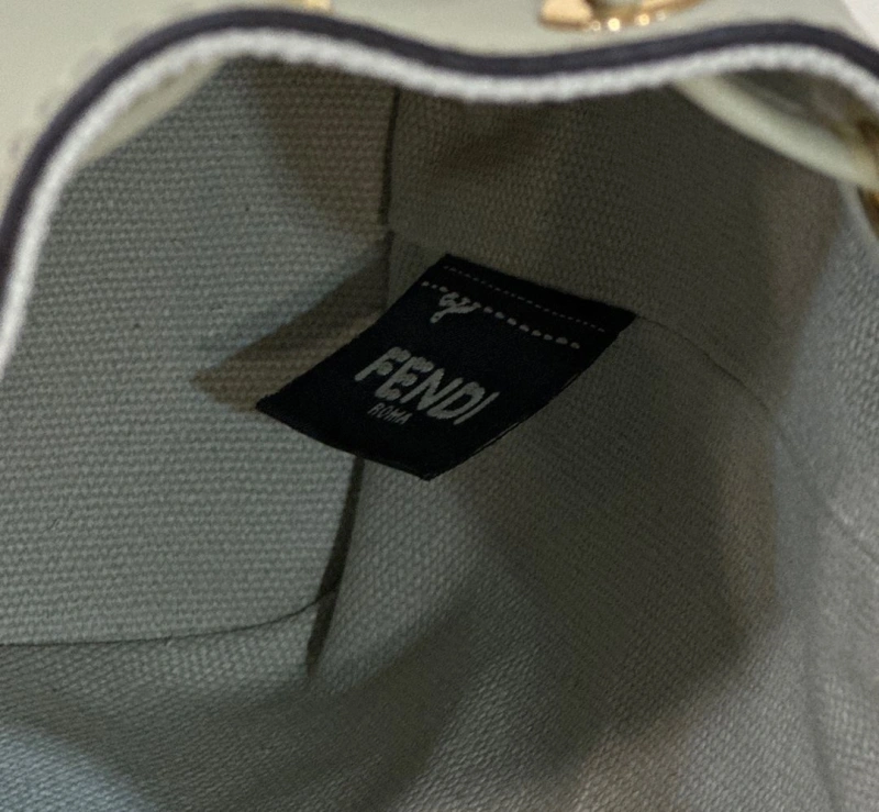 Fendi Bucket Bags 4370-0318