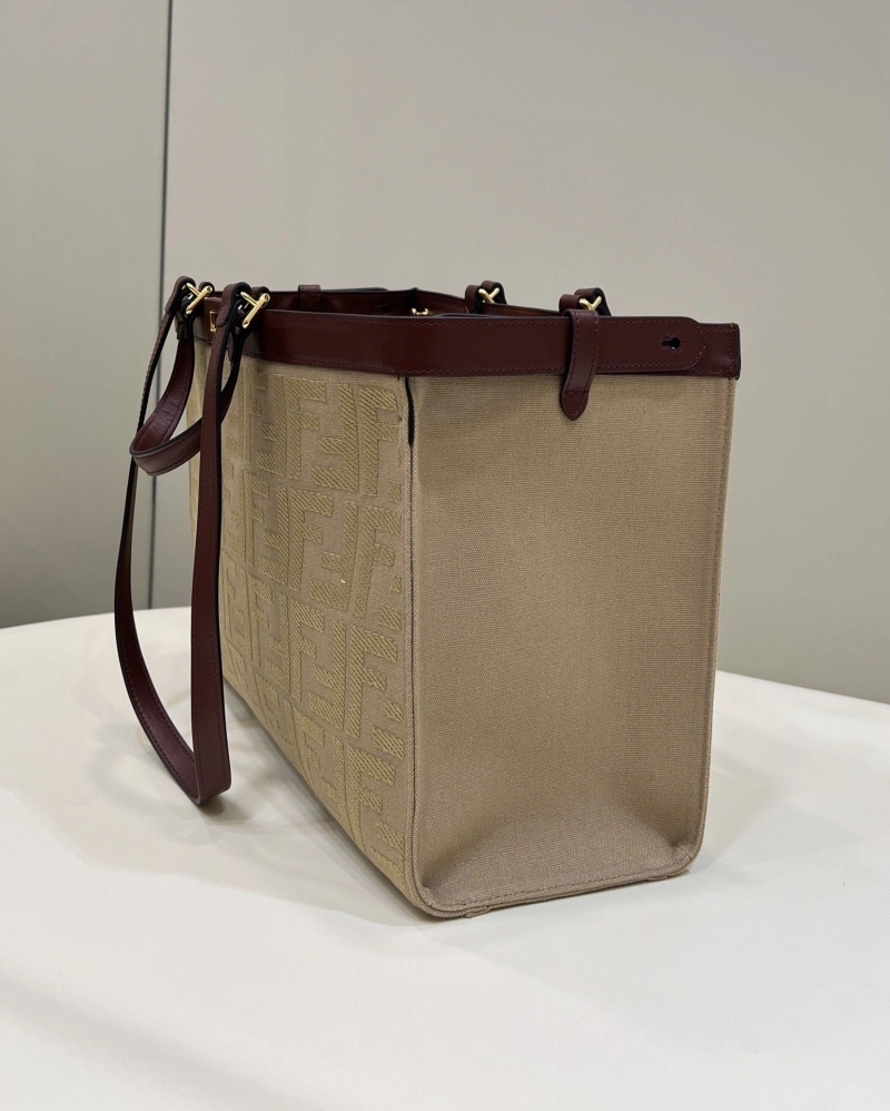 Fendi Shopping Bags 4370-0324