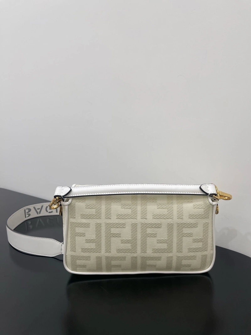 Fendi Baguette Bags 4370-0328
