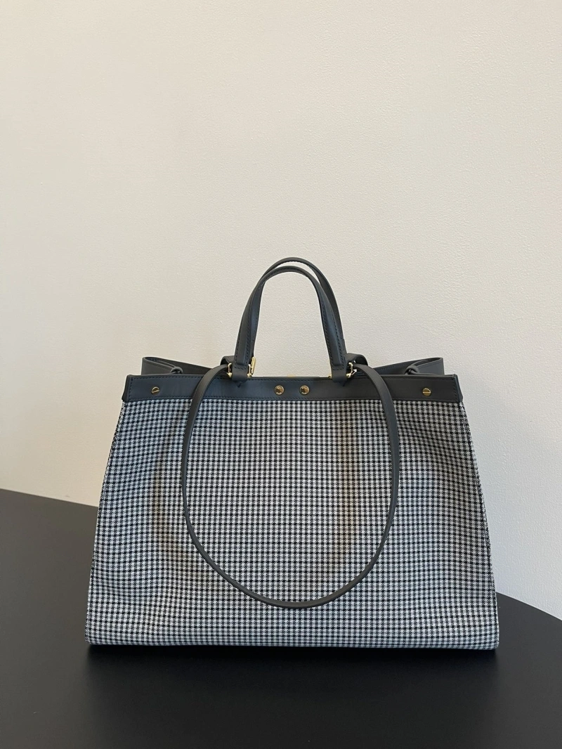 Fendi Shopping Bags 4370-0331