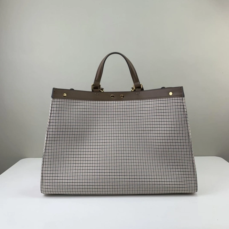 Fendi Shopping Bags 4370-0332