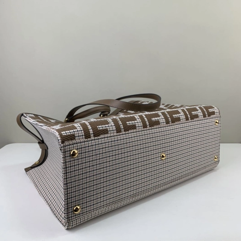 Fendi Shopping Bags 4370-0332
