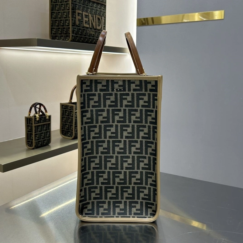 Fendi Shopping Bags 4370-0356