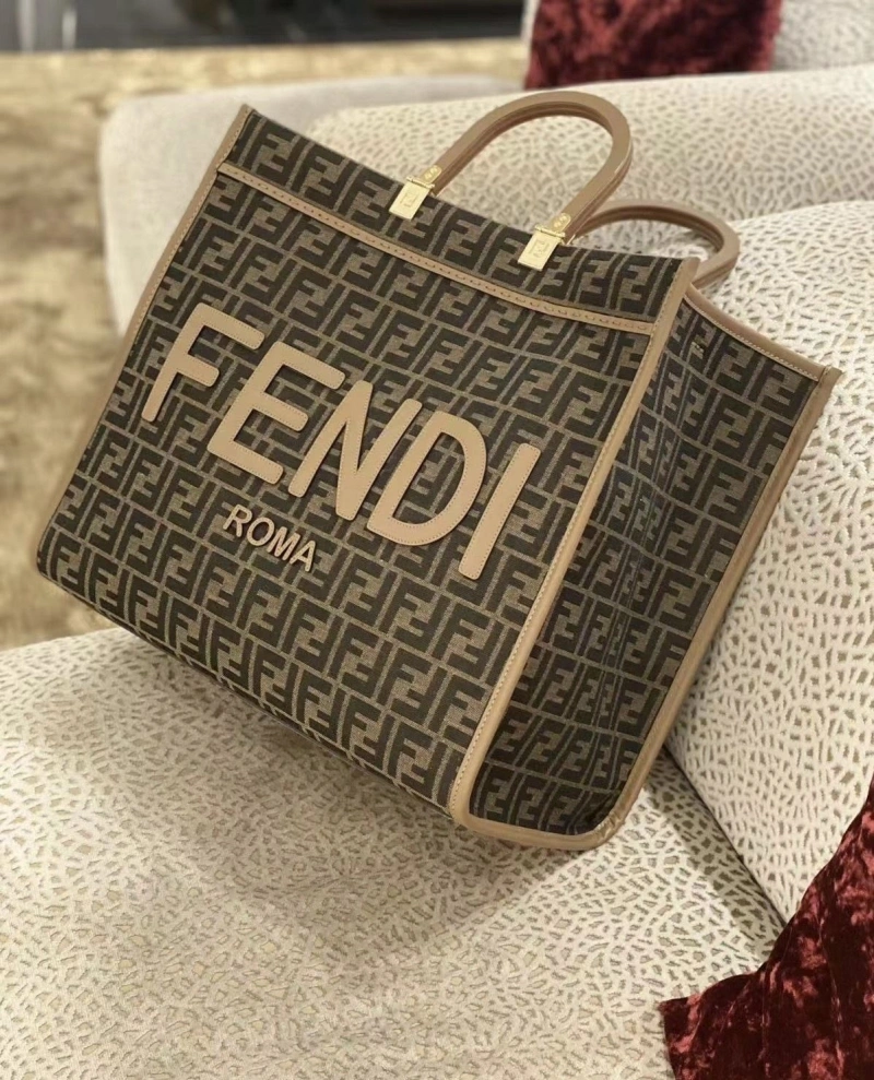 Fendi Shopping Bags 4370-0357