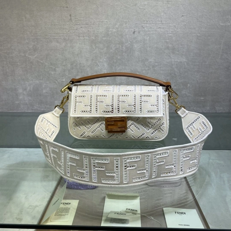 Fendi Baguette Bags 4370-0364