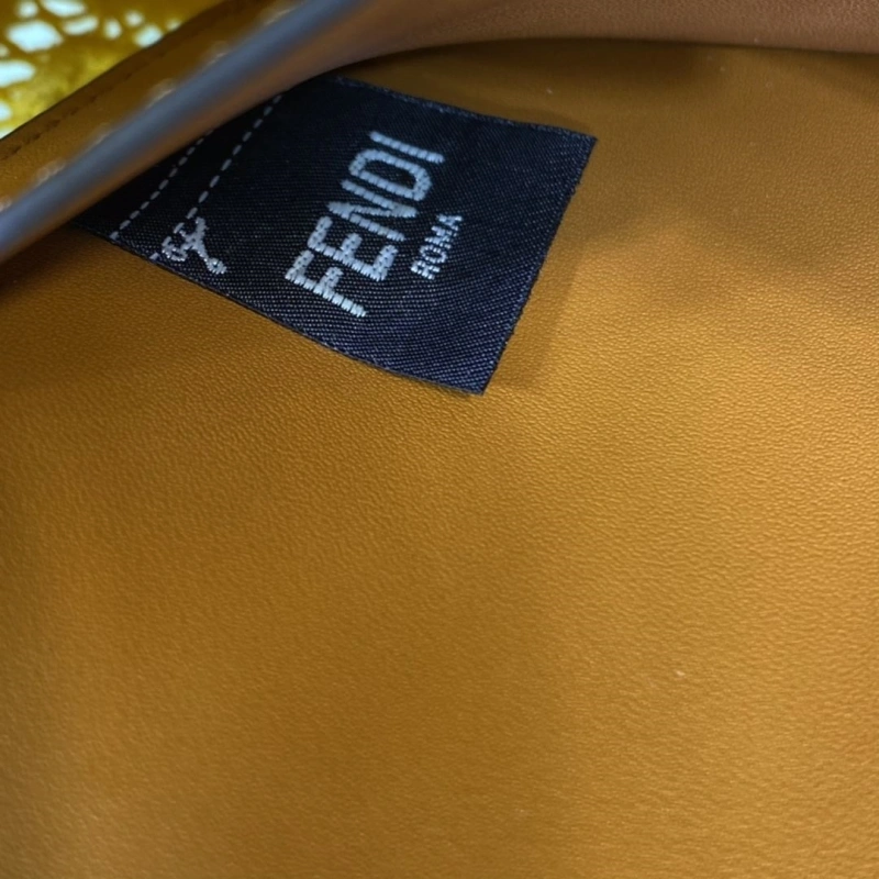 Fendi Baguette Bags 4370-0366