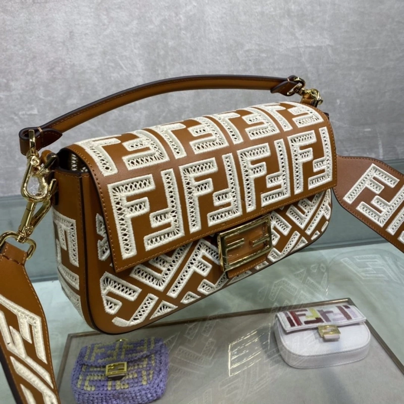 Fendi Baguette Bags 4370-0367