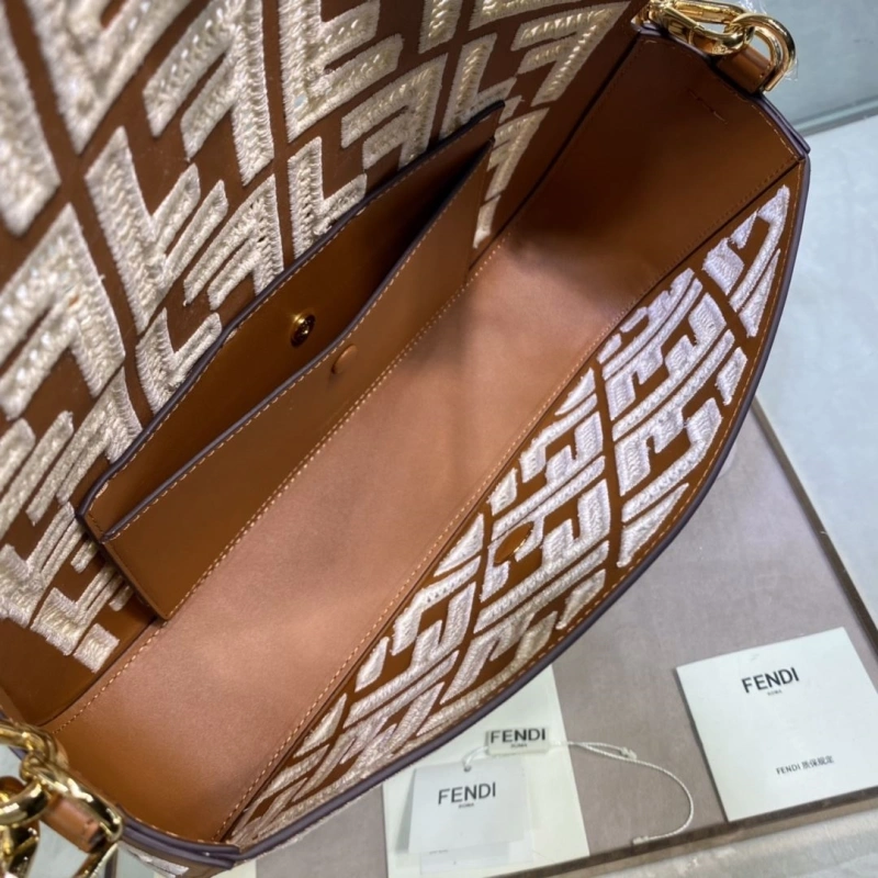 Fendi Baguette Bags 4370-0367