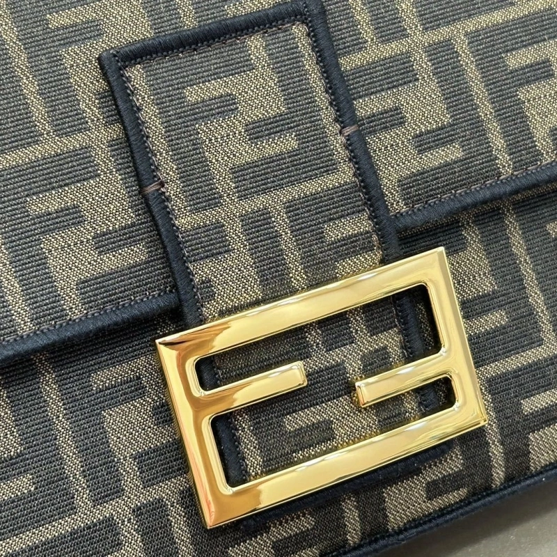 Fendi Baguette Bags 4370-0383