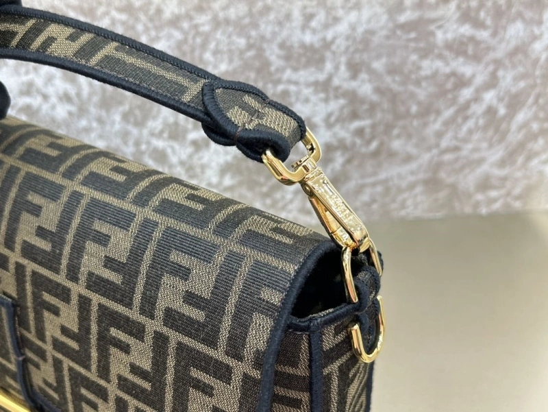 Fendi Baguette Bags 4370-0383