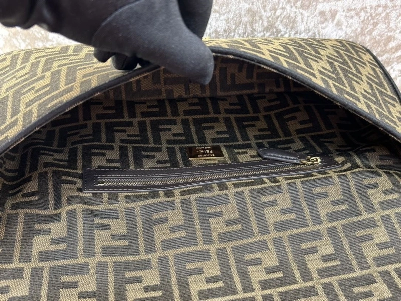 Fendi Baguette Bags 4370-0383