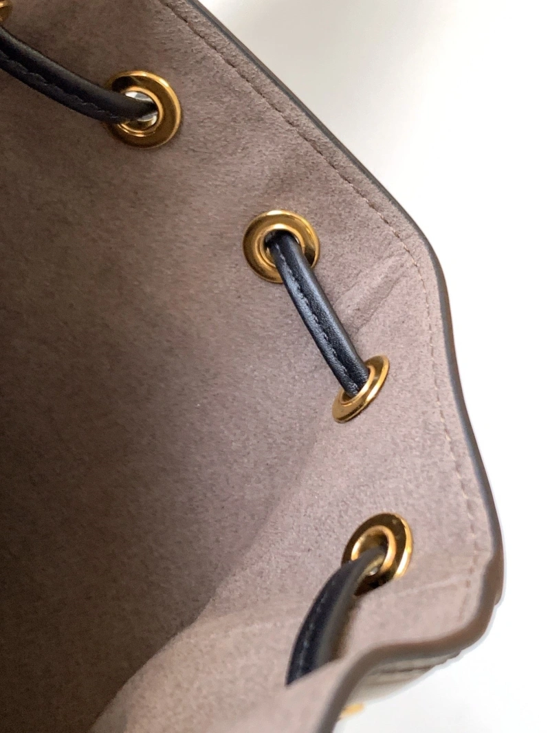 Fendi Bucket Bags 4370-0384